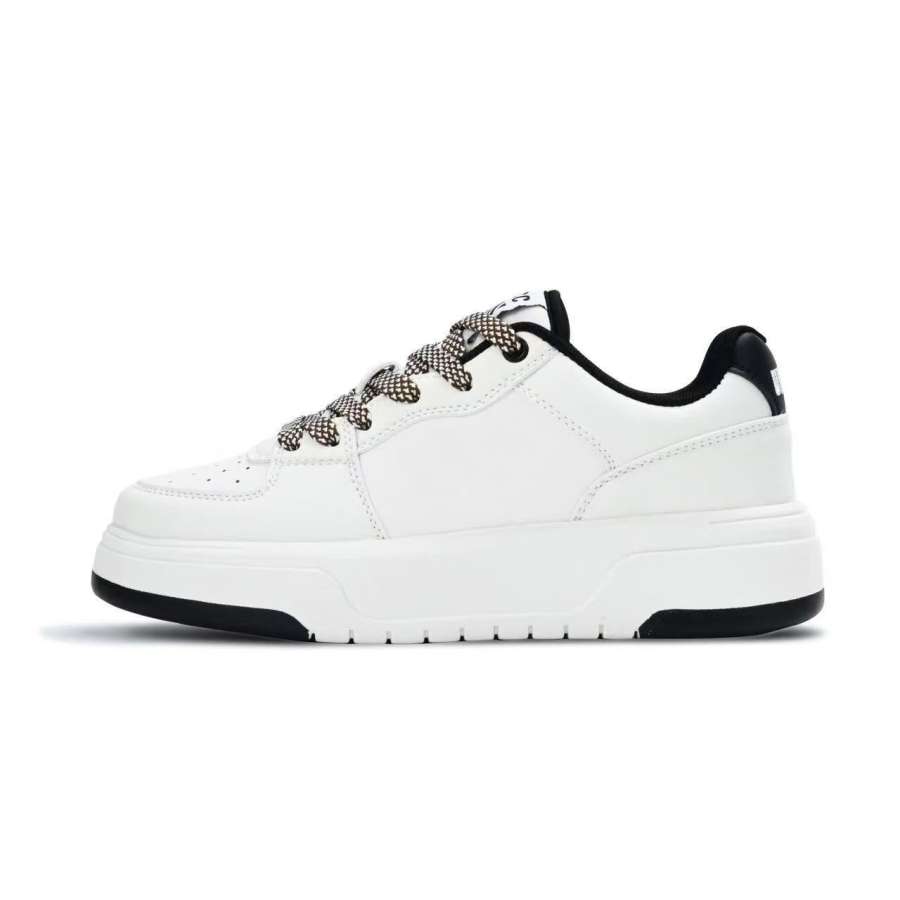 UNNCC Slip Resistant, Abrasion Resistant, Lightweight, Height Increasing Low top Skateboard Shoes Unisex White