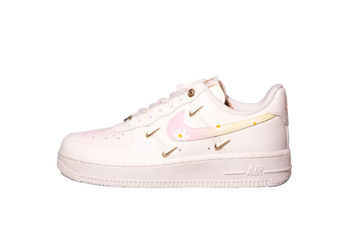 Nike Nike Air Force 1 Abrasion Resistant Low top Skateboard Shoes Women's White