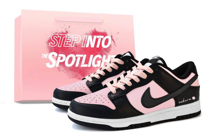 Nike Nike Dunk Abrasion Resistant Abrasion Resistant Low top Skateboard Shoes Women's Black Pink