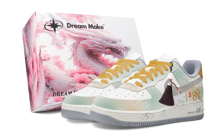 Nike Nike Air Force 1 Slip Resistant Abrasion Resistant Low top Skateboard Shoes Women's White Green