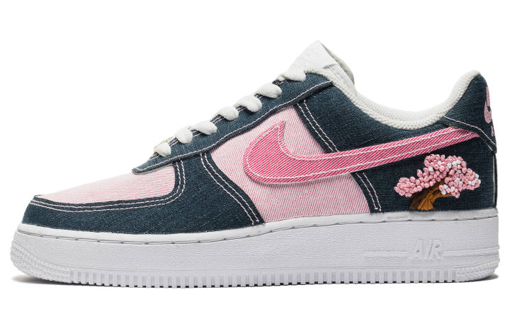 Nike Nike Air Force 1 Low top Skateboard Shoes Women's Pink