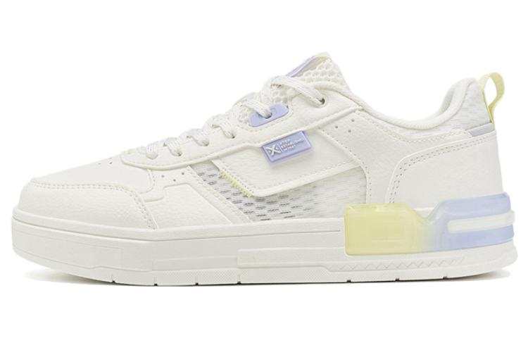 XTEP Innovation Textile, Synthetic Leather Elegance Slip Resistant Abrasion Resistant Low top Skateboard Shoes Women's