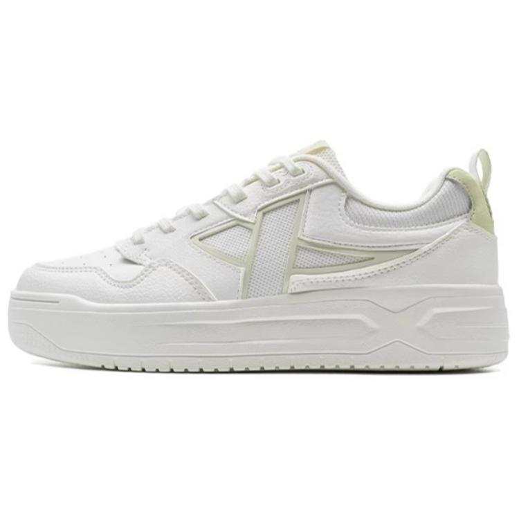 XTEP Slip Resistant, Abrasion Resistant, Height Increasing Low top Skateboard Shoes Women's White Green