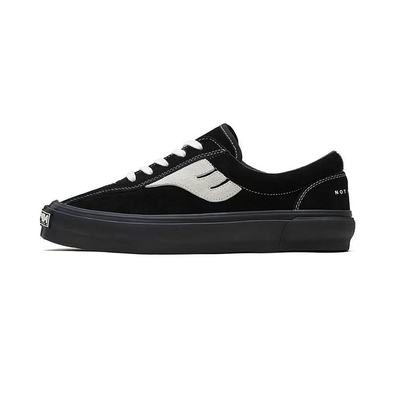 EQLZ EQUALIZER EQLZ EQUALIZER American Skateboard Shoes Unisex Cassette Black