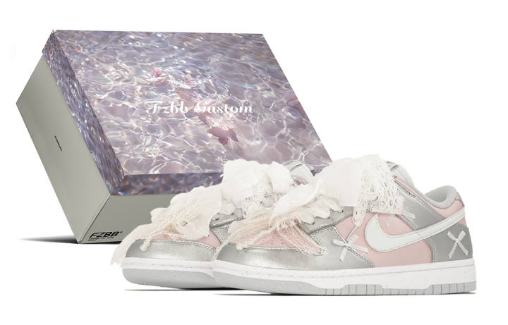 Nike Nike Dunk Sparkling Galaxy Low top Skateboard Shoes Women's Pink Silver