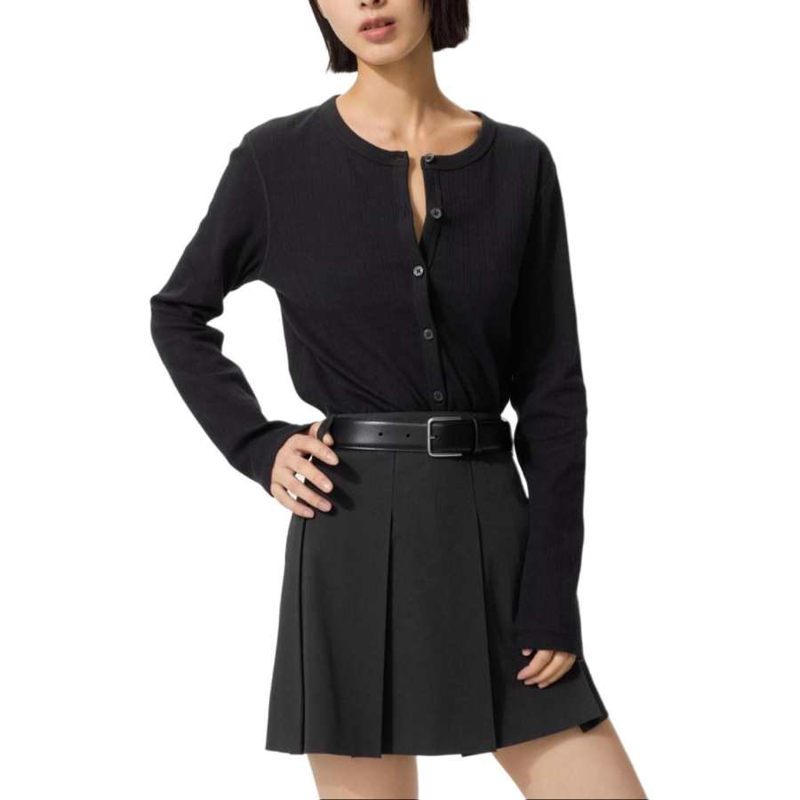 UNIQLO Knitwear Women's Black Moderate Cardigan