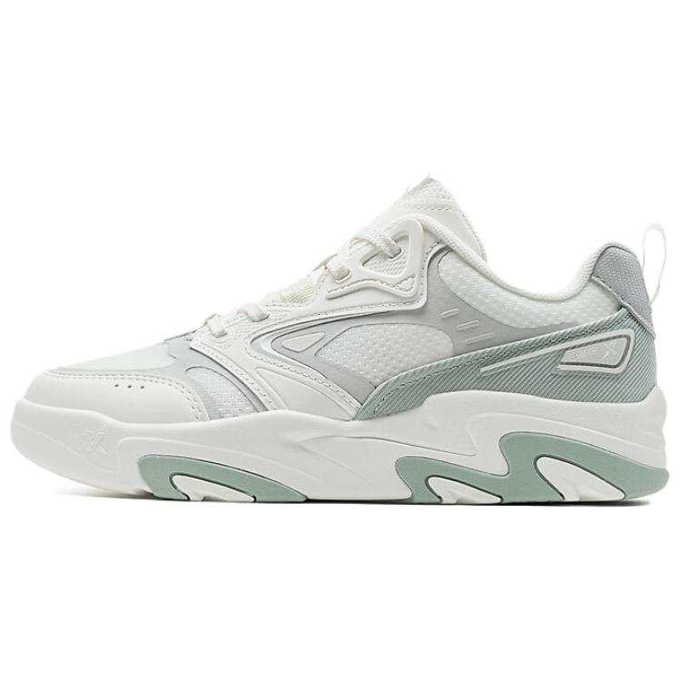 XTEP Dark Current Slip Resistant Support Mid top Skateboard Shoes Women's White Gray Green
