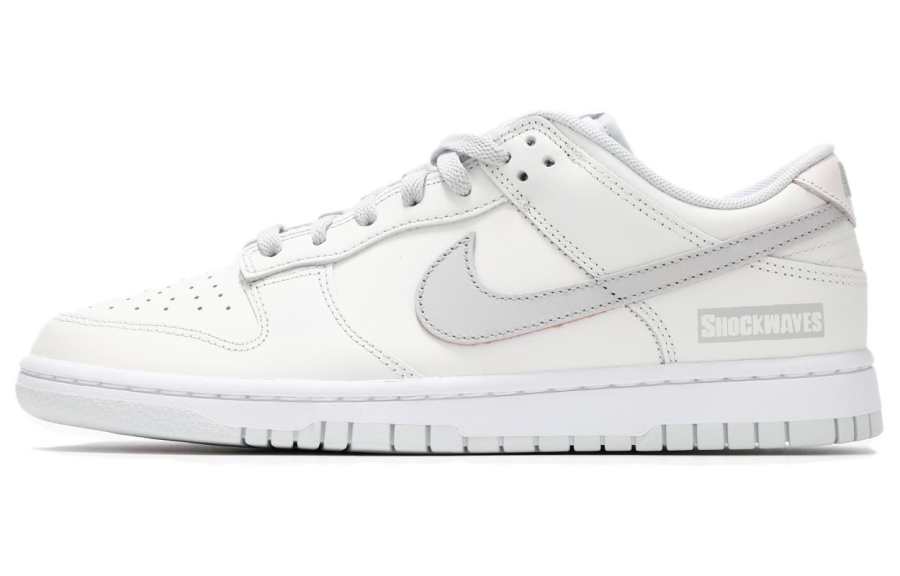 Nike Nike Dunk Low Slip Resistant Abrasion Resistant Low top Skateboard Shoes Unisex White