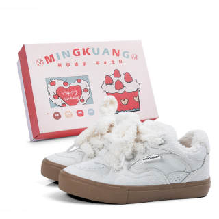 MINGKUANG Skateboard Shoes Women's Low Top Gray