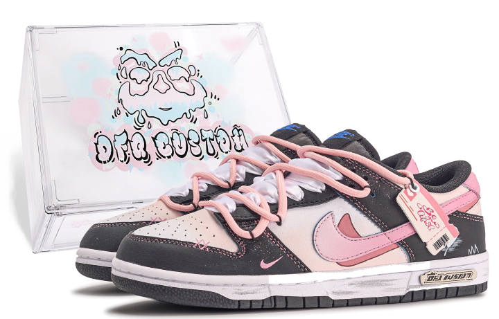 Nike Nike Dunk Da Vinci Custom, Box, Heart Flutter Ticket Low top Skateboard Shoes Unisex Black Pink