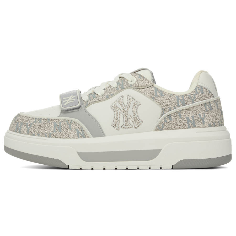 MLB New York Yankees Textile, Synthetic Leather Height Increasing Low top Skateboard Shoes Unisex Gray