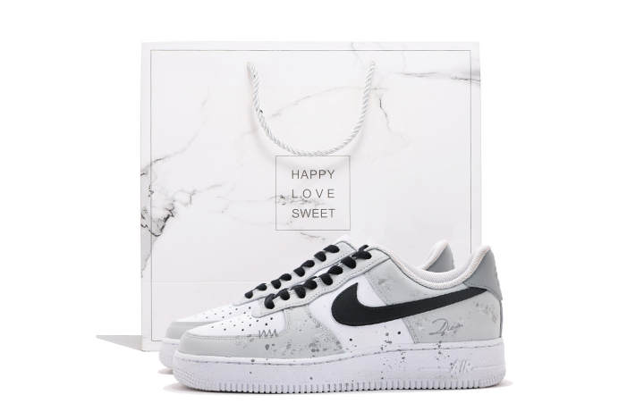 Nike Nike Air Force 1 Abrasion Resistant Abrasion Resistant Low top Skateboard Shoes Unisex Black White Gray