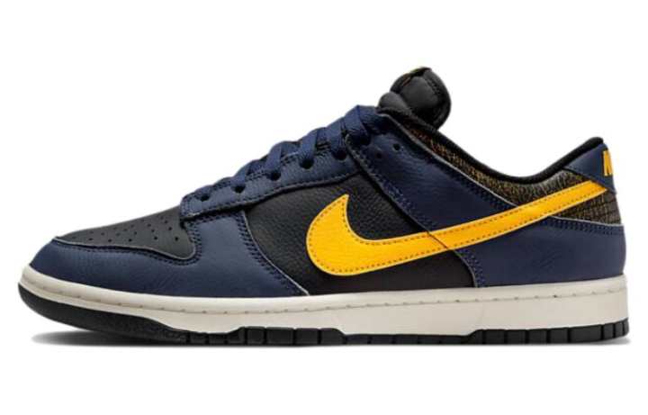Nike Nike Dunk Low Vintage Michigan