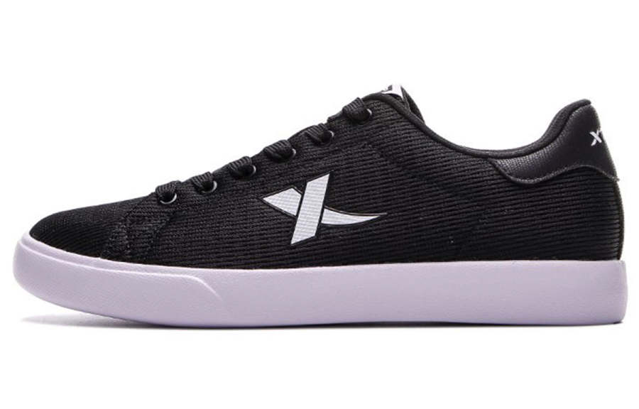 XTEP Minimalist Fashion Low top Skateboard Shoes Men's Black