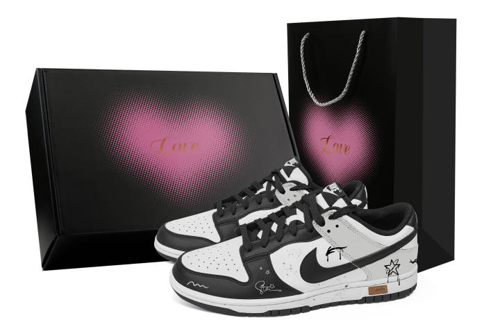 Nike Nike Dunk Star, Heart Box Abrasion Resistant Low top Skateboard Shoes Unisex Black Gray