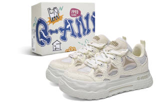 Q-AND Q AND Low top Skateboard Shoes Unisex