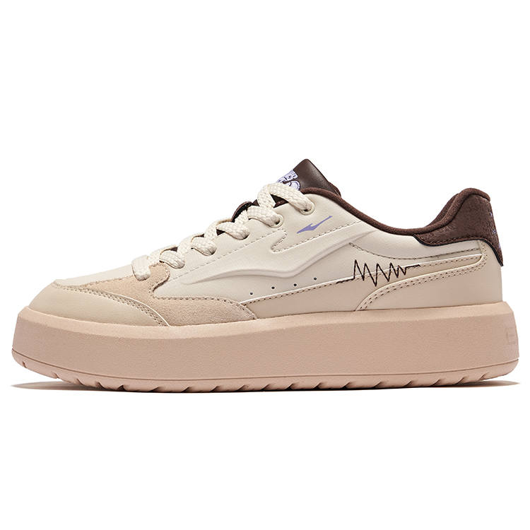 Erke Slip Resistant Abrasion Resistant Low top Skateboard Shoes Women's Beige Brown