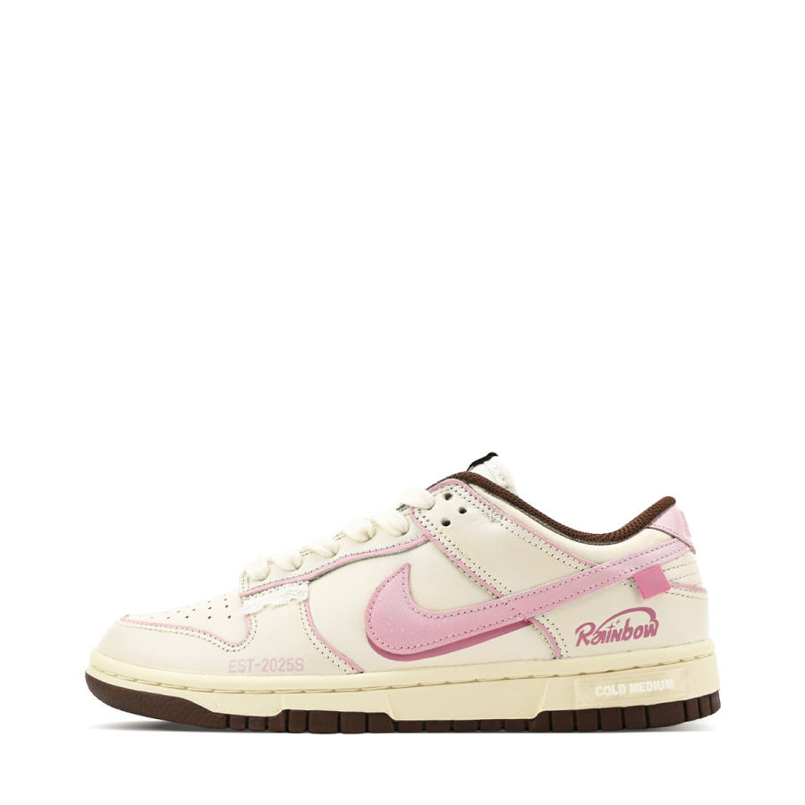 Nike Nike Dunk Abrasion Resistant Abrasion Resistant Low top Skateboard Shoes Women's Beige Pink