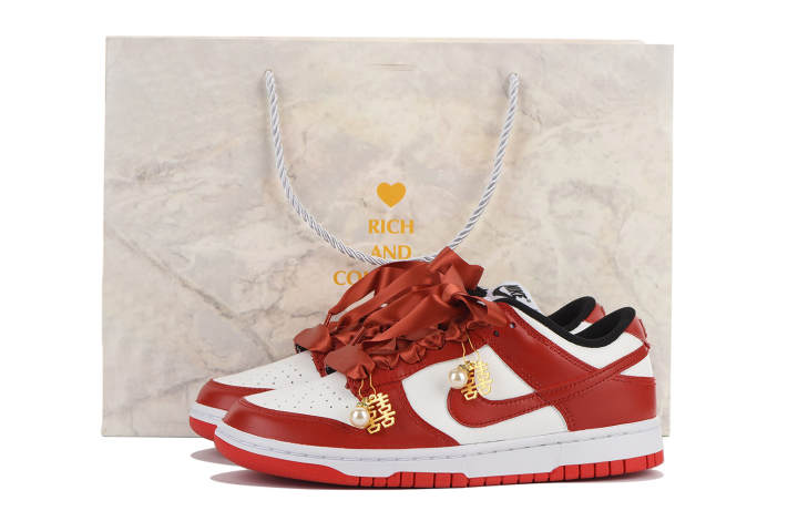 Nike Nike Dunk Slip Resistant Cushioning Abrasion Resistant Low top Skateboard Shoes Unisex True Red