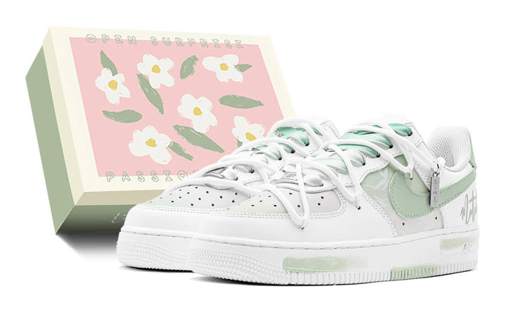 Nike Nike Air Force 1 Low top Skateboard Shoes Men's Green White
