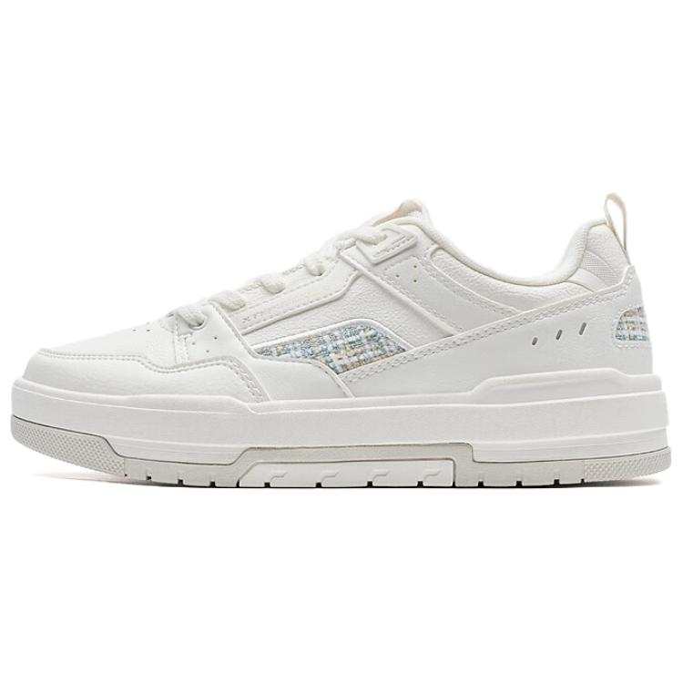 XTEP Abrasion Resistant Slip Resistant Abrasion Resistant Slip Resistant Low top Skateboard Shoes Women's White