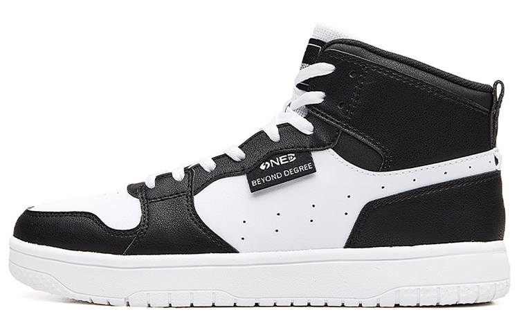 361° Slip Resistant Slip Resistant High top Skateboard Shoes Women's Black White