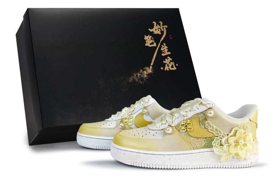 Nike Nike Air Force 1 Wondrous Brush Strokes, Harmonious Melody Low top Skateboard Shoes Unisex White Yellow