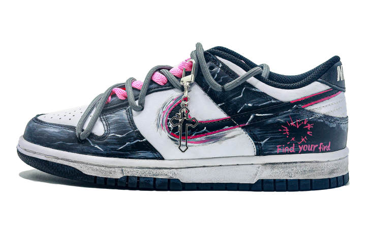Nike Nike Dunk Low top Skateboard Shoes Women's Black White Pink