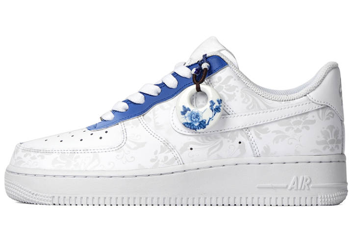 Nike Nike Air Force 1 '07 Low top Skateboard Shoes Men's White Blue