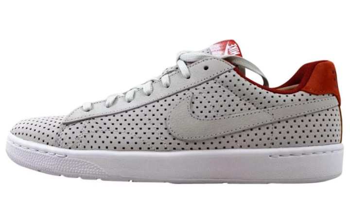 Nike Nike Tennis Classic Ultra Qs Light Bone