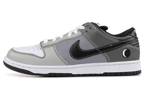 Nike Nike SB Dunk Low Lunar Eclipse West
