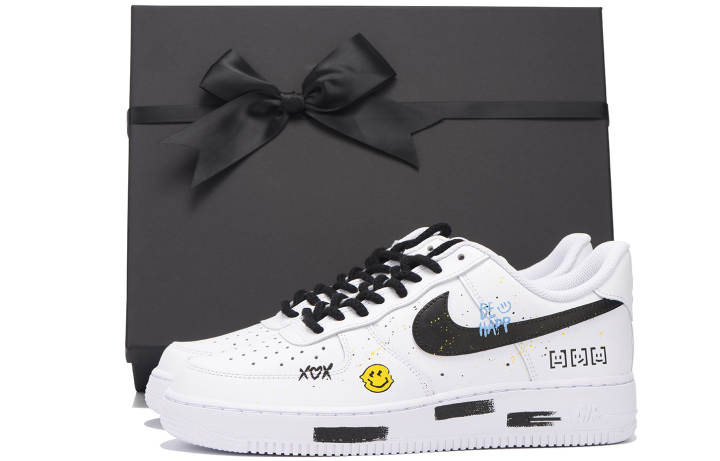 Nike Nike Air Force 1 Coverage Slip Resistant Low top Skateboard Shoes Men's Black White