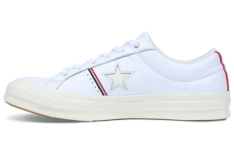 Converse Converse One Star Piping Low Top In White/Enamel Red/Egret