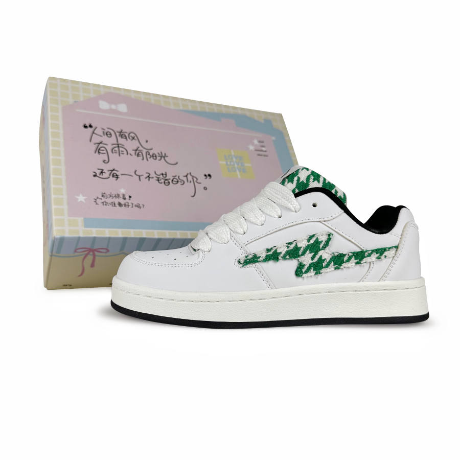BKAE Non Slip And Waterproof Abrasion Resistant Low top Skateboard Shoes Unisex White Green