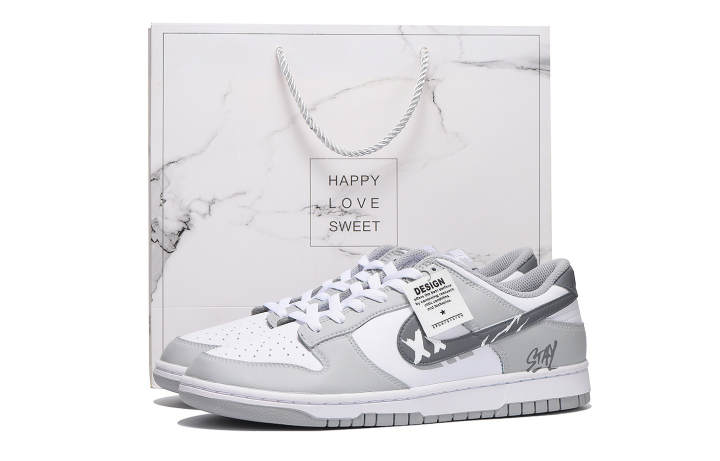Nike Nike Dunk Coverage Abrasion Resistant Coverage Abrasion Resistant Low top Skateboard Shoes Unisex Light Gray