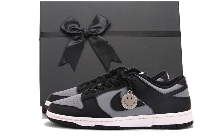 Nike Nike Dunk Coverage Slip Resistant Abrasion Resistant Coverage Slip Resistant And Abrasion Resistant Low top