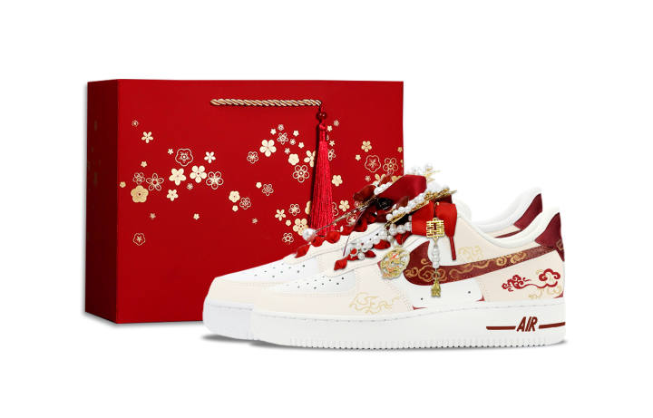 Nike Nike Air Force 1 Triumphant Bond Abrasion Resistant Low top Skateboard Shoes Unisex Red Beige