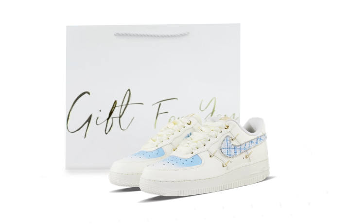 Nike Nike Air Force 1 Abrasion Resistant Low top Skateboard Shoes Women's Beige Blue