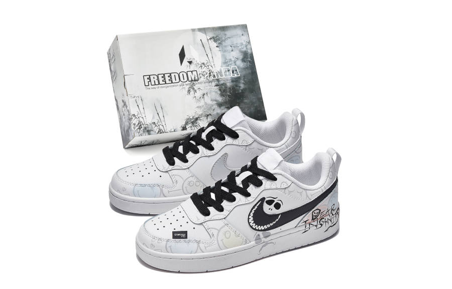 Nike Nike Court Borough Freedom Panda, Box, Quirky Slip Resistant Low top Skateboard Shoes GS Black White