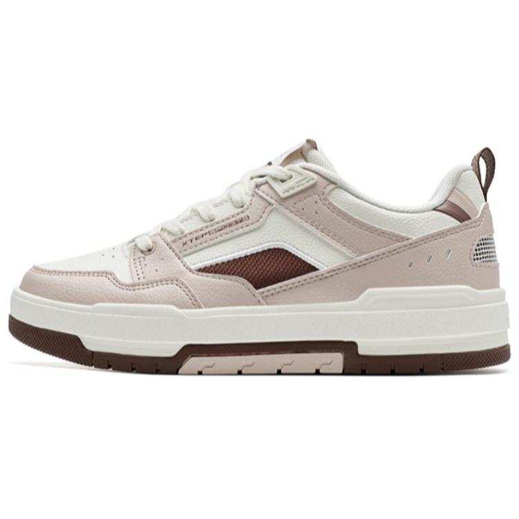 XTEP Synthetic Leather Thermal Slip Resistant And Abrasion Resistant Low top Skateboard Shoes Women's Pink White