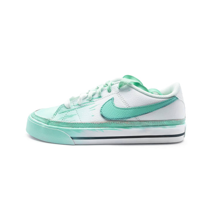 Nike Nike Court Royale Kiwi Cushioning Low top Skateboard Shoes Unisex White