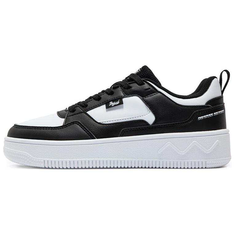 361° Fleece Lined Thermal, Fashion Trend Slip Resistant Abrasion Resistant Low top Skateboard Shoes Women's White Black