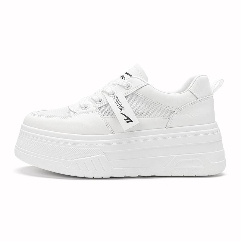 Warrior Lightweight Breathable Height Increasing Low top Skateboard Shoes Women's White