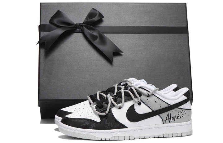 Nike Nike Dunk Low top Skateboard Shoes Men's Black Gray