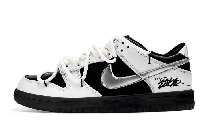 Nike Nike Dunk Reverse Panda Low top Skateboard Shoes Unisex Black White