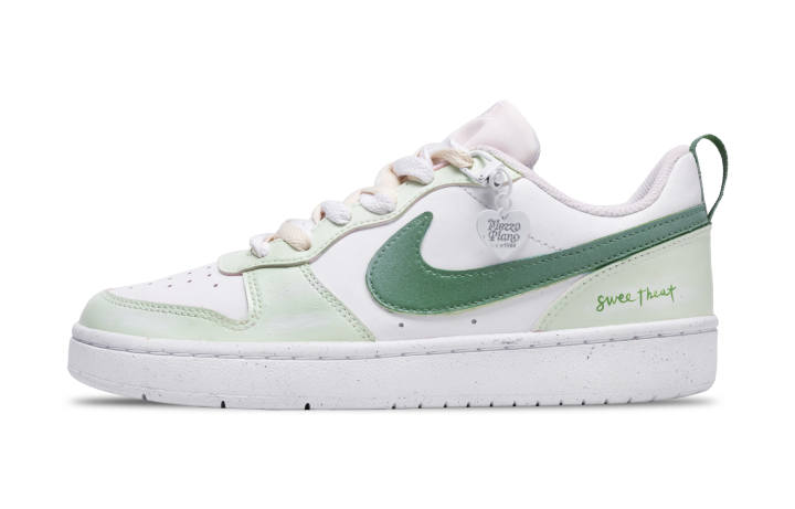 Nike Nike Court Borough Skateboard Shoes Women's Low Top White