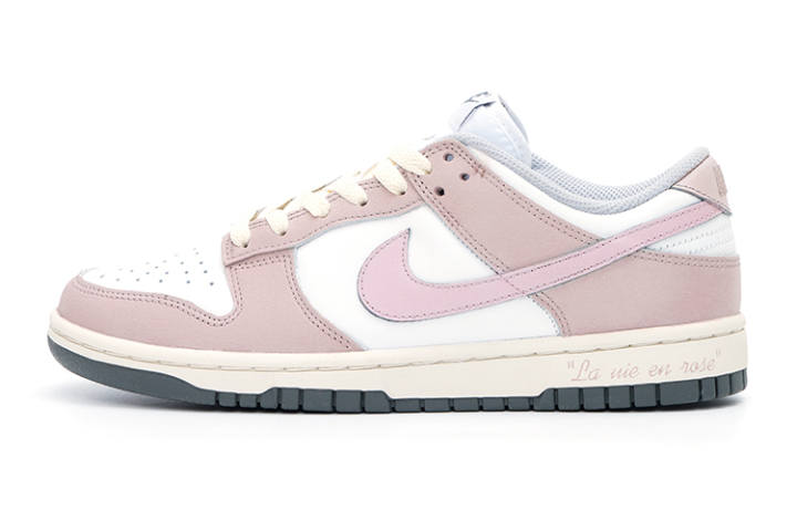 Nike Nike Dunk Low top Skateboard Shoes Women's White Pink