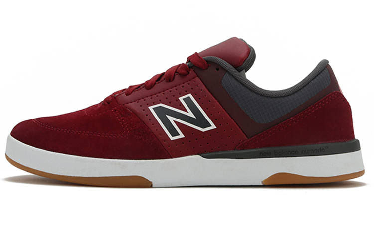 New Balance New Balance NB 533 Low top Skateboard Shoes Men's Burgundy