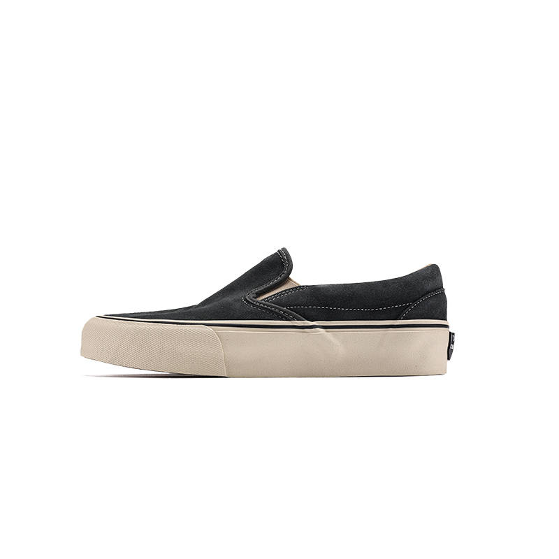 FANGSANHUO Coverage Slip Resistant And Abrasion Resistant Low top Skateboard Shoes Unisex Black