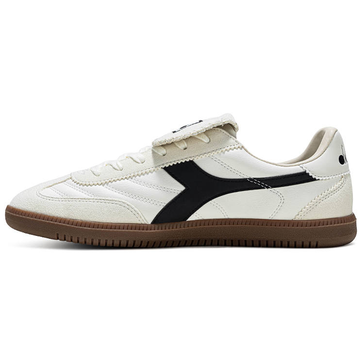Diadora Abrasion Resistant Low top Skateboard Shoes Unisex White Black